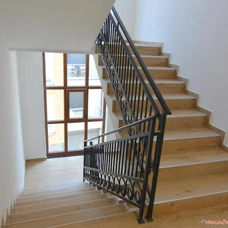 Vrnjacka Promenada - Pesacka Zona - Baby Friendly דירה *